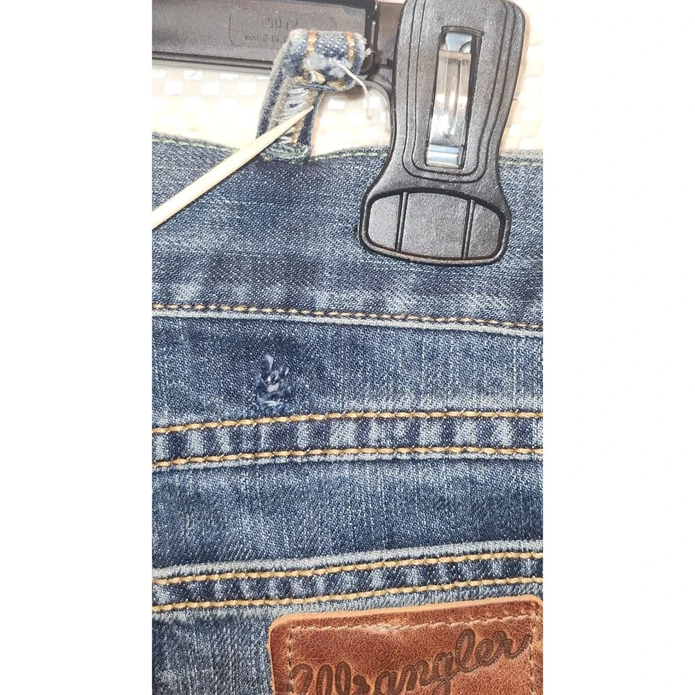 Wrangler Retro Slim Straight Mens Blue Jeans 36x31 1088MWZRT Medium Wash